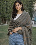 Karivani Gift box - Embroidered Stole