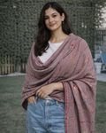 Karivani Gift box - Embroidered Stole