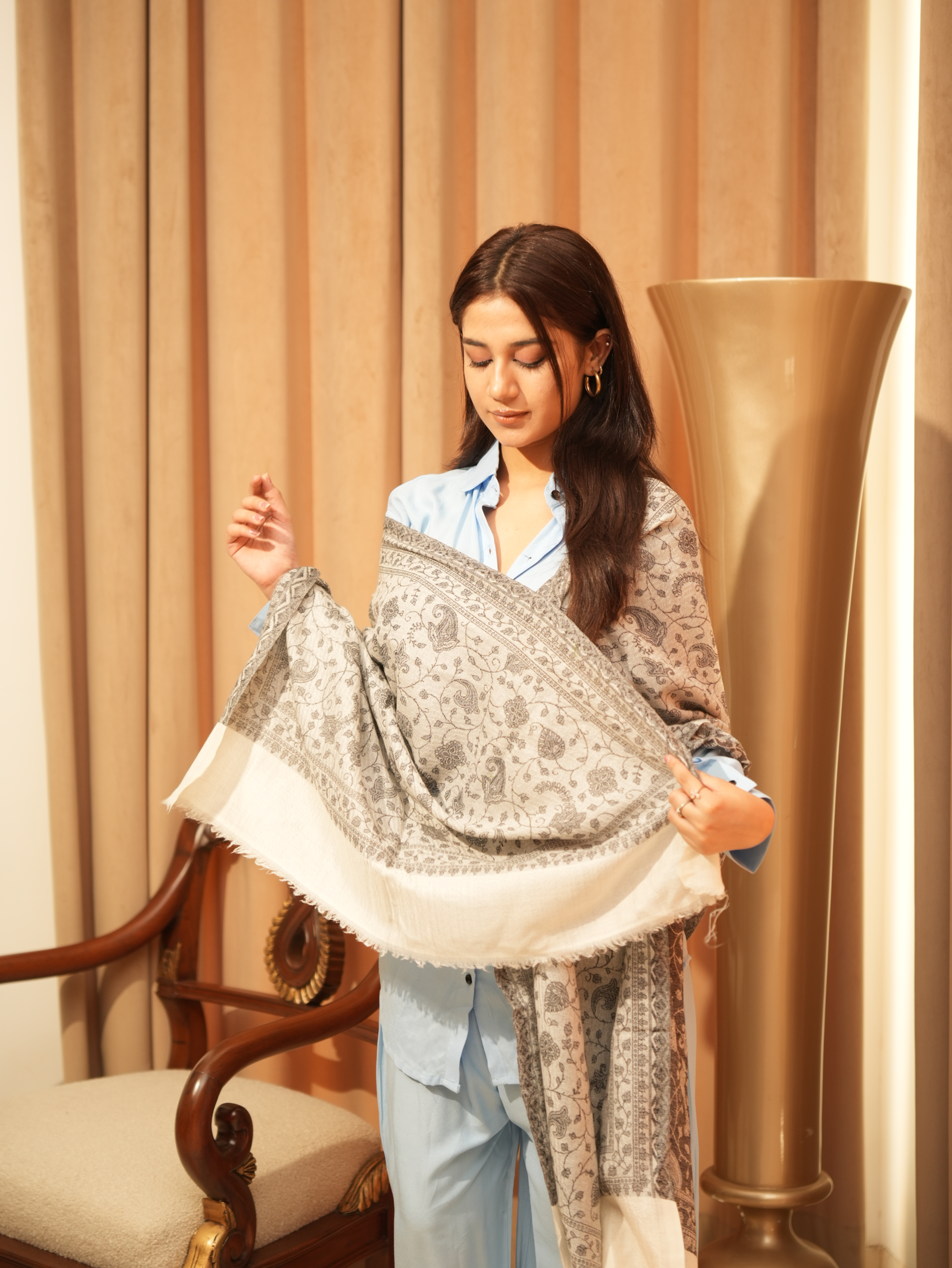 Karivani Women's Faux Pashmina Stole - Kashmiri Jaal