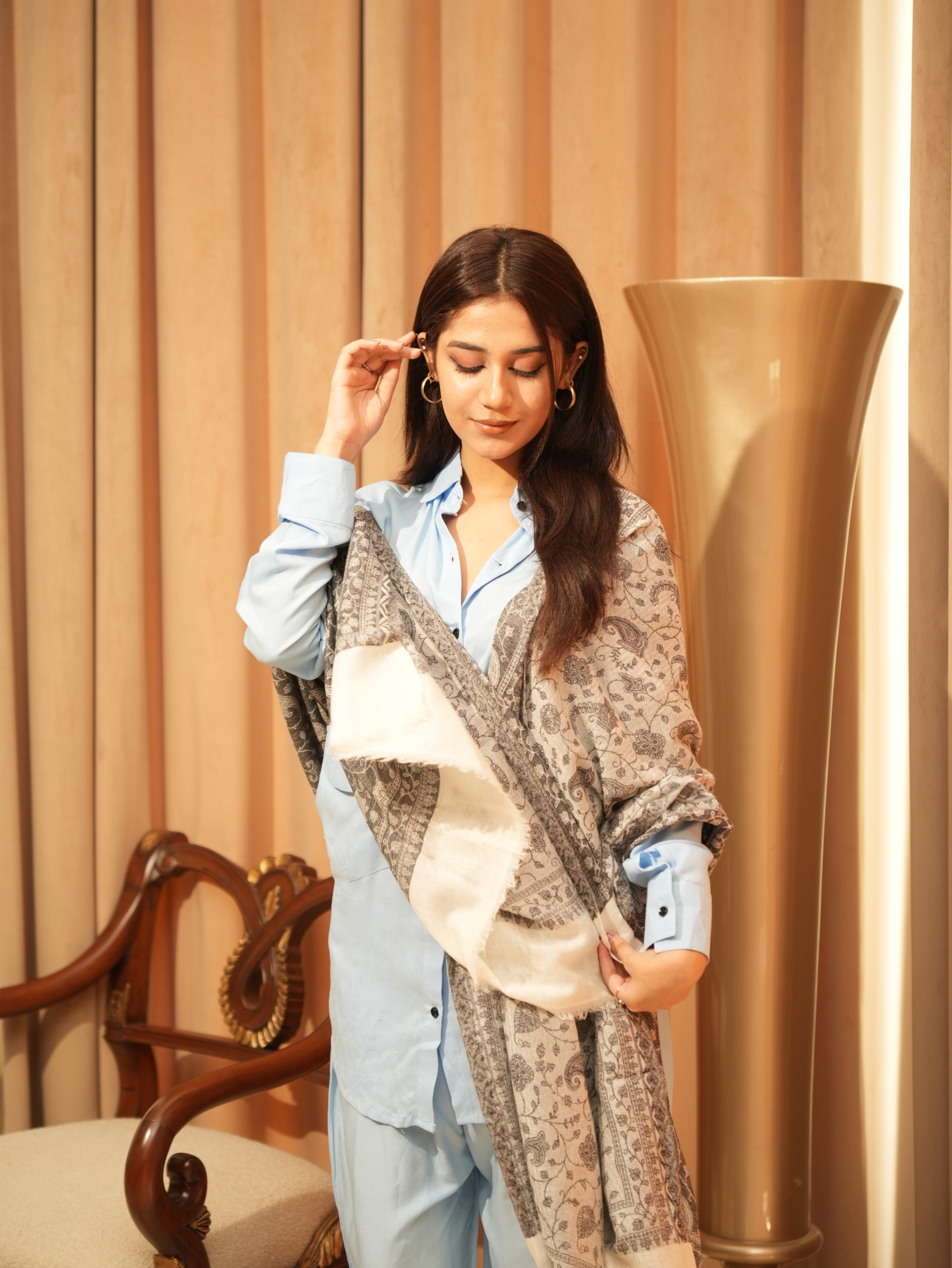 Karivani Women's Faux Pashmina Stole - Kashmiri Jaal