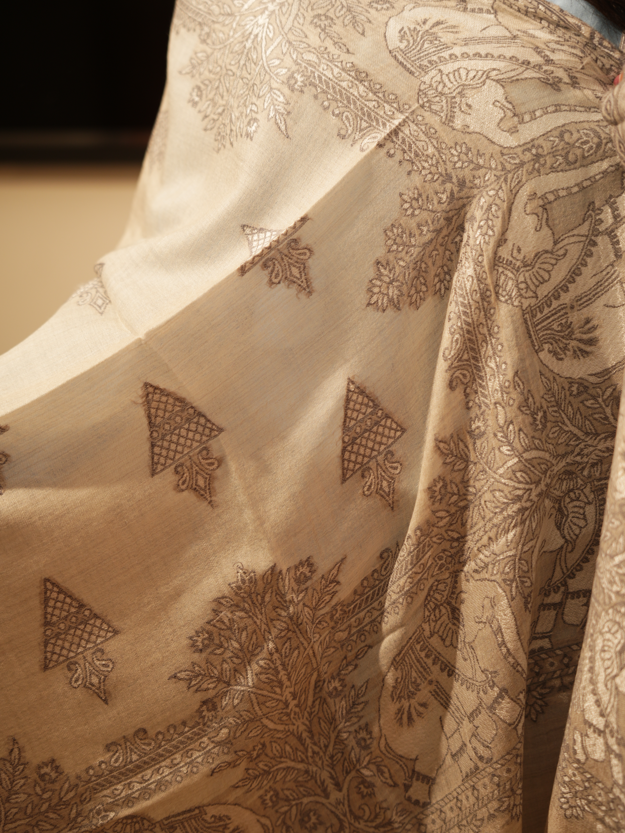 Karivani Women's Faux Pashmina Stole - Elephant Satin Motif Border