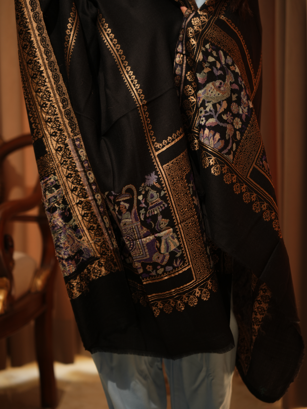 color:black