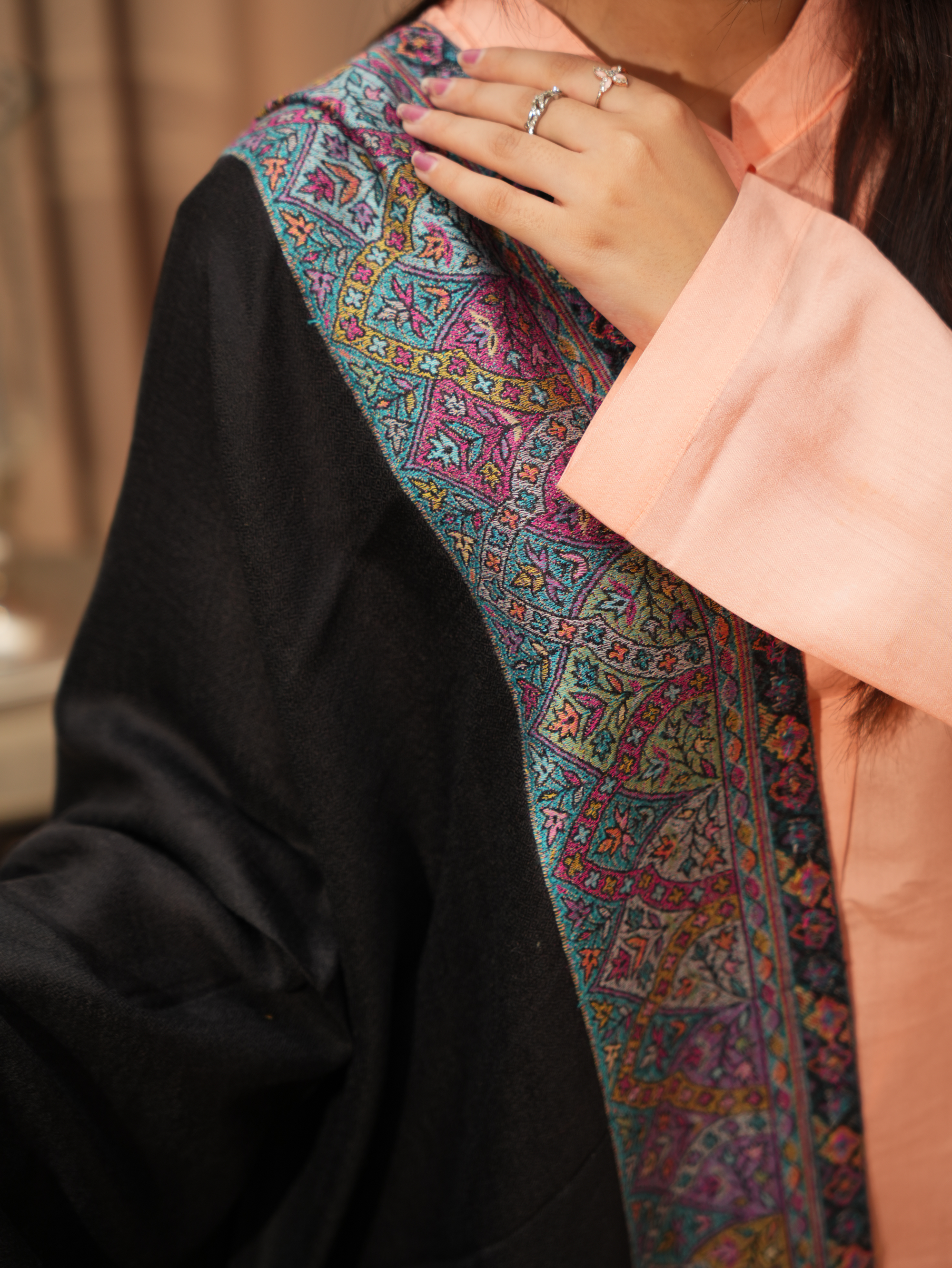 color:multicolor
