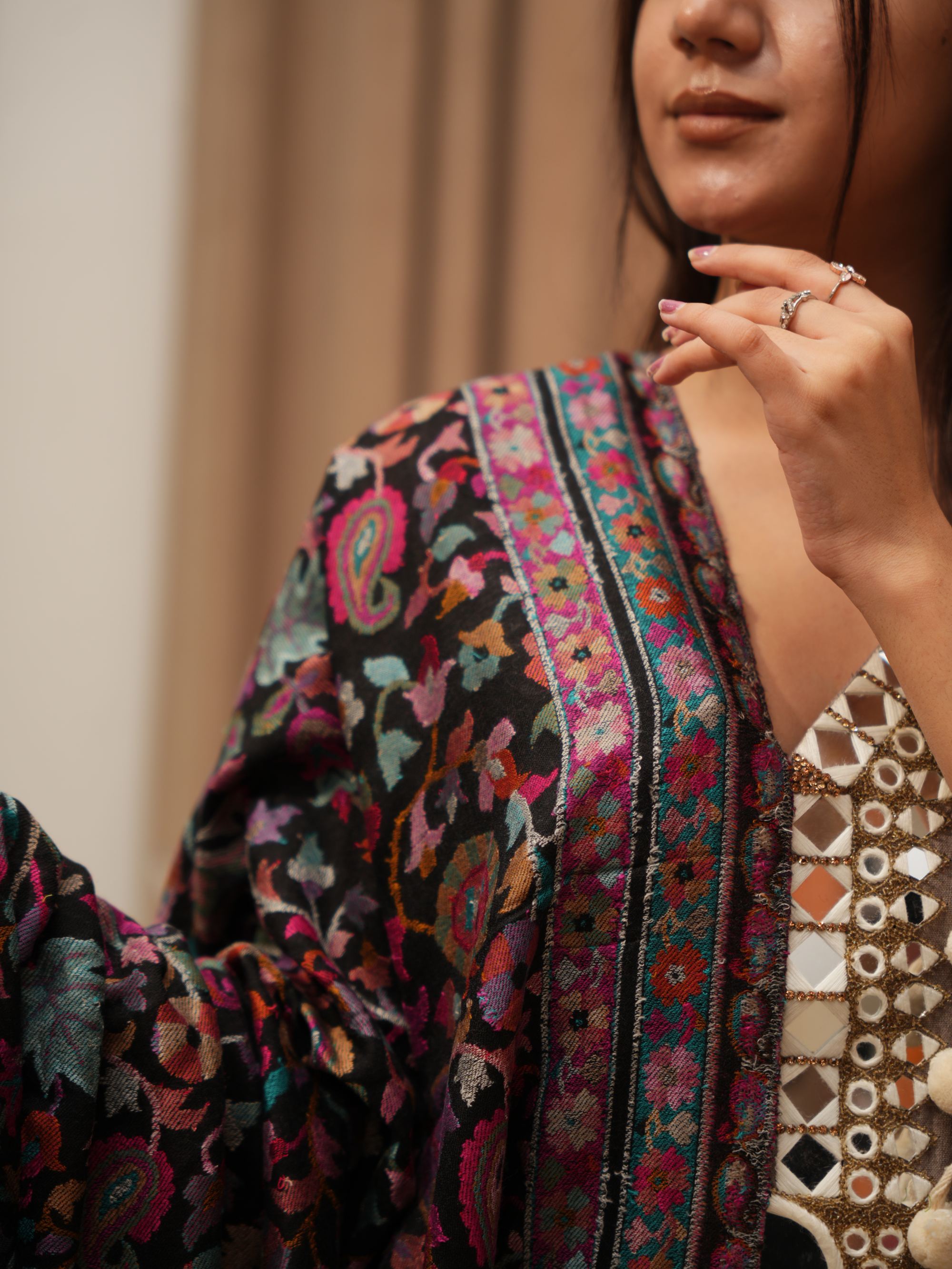 Karivani Women's Faux Pashmina Shawl - New Kani Shawl