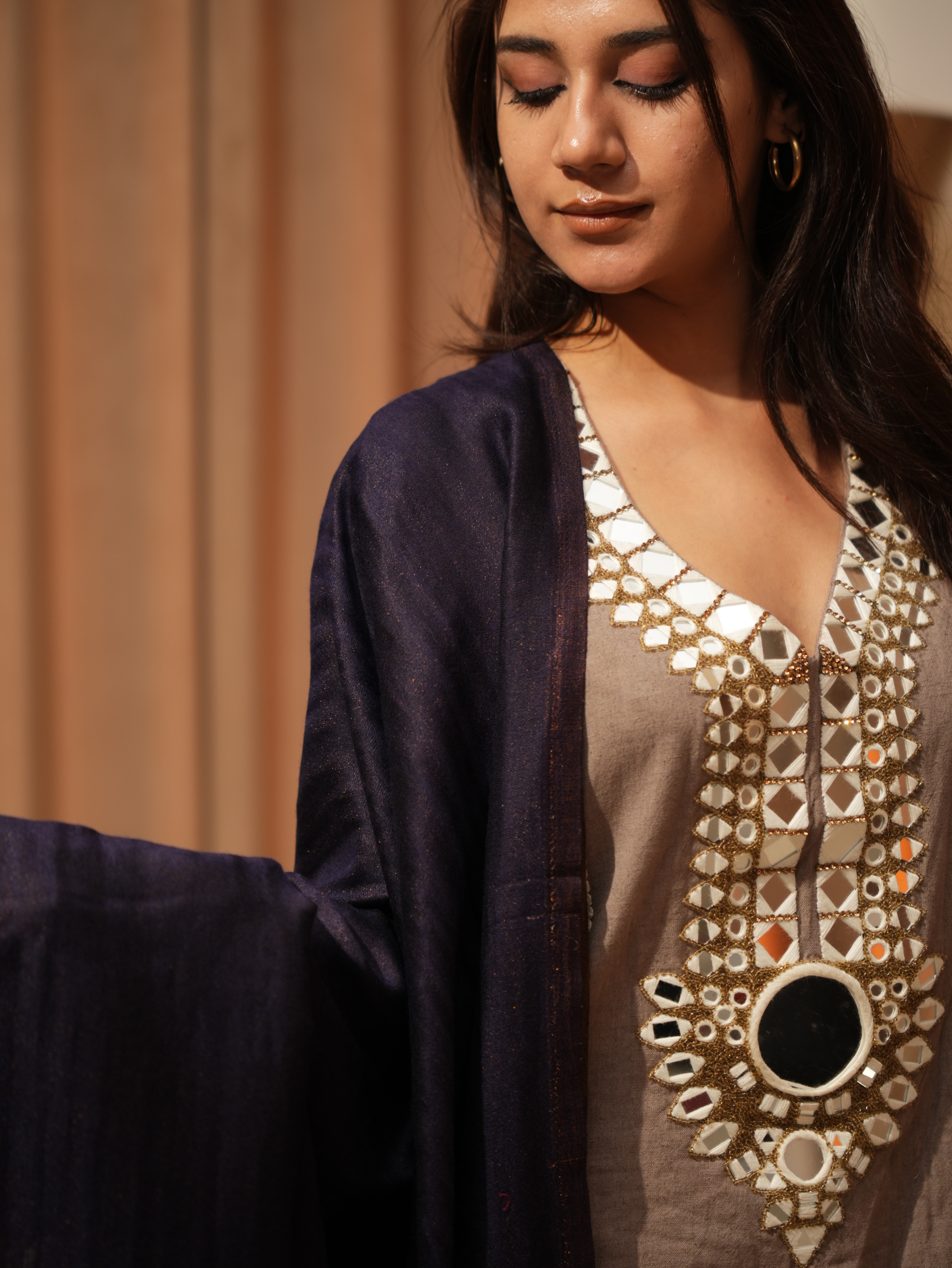 Karivani Women's Faux Pashmina Shawl - Moonlight Reversibe Shawl