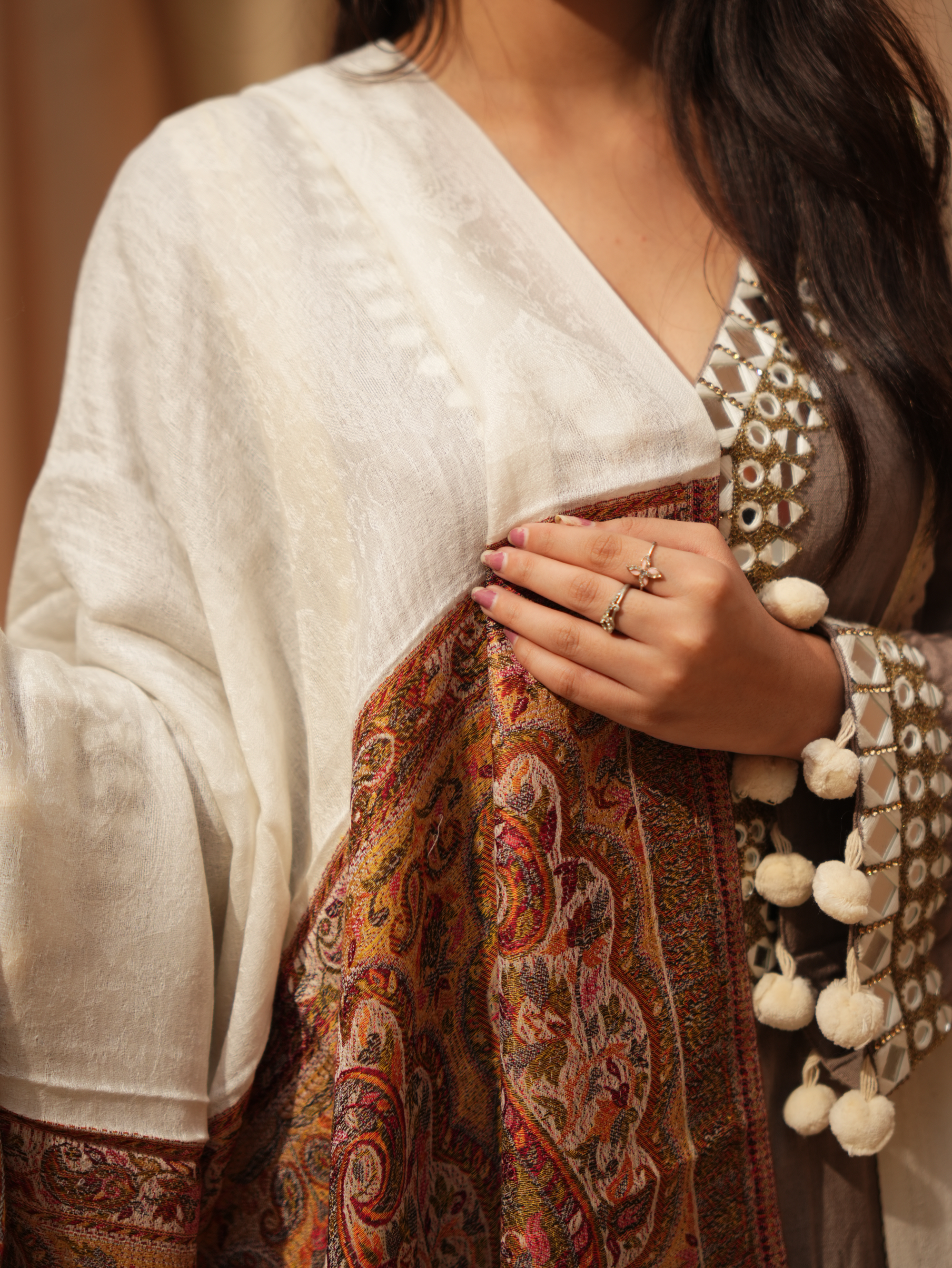 Karivani Women's Faux Pashmina Shawl - Ambi Big Border Shawl