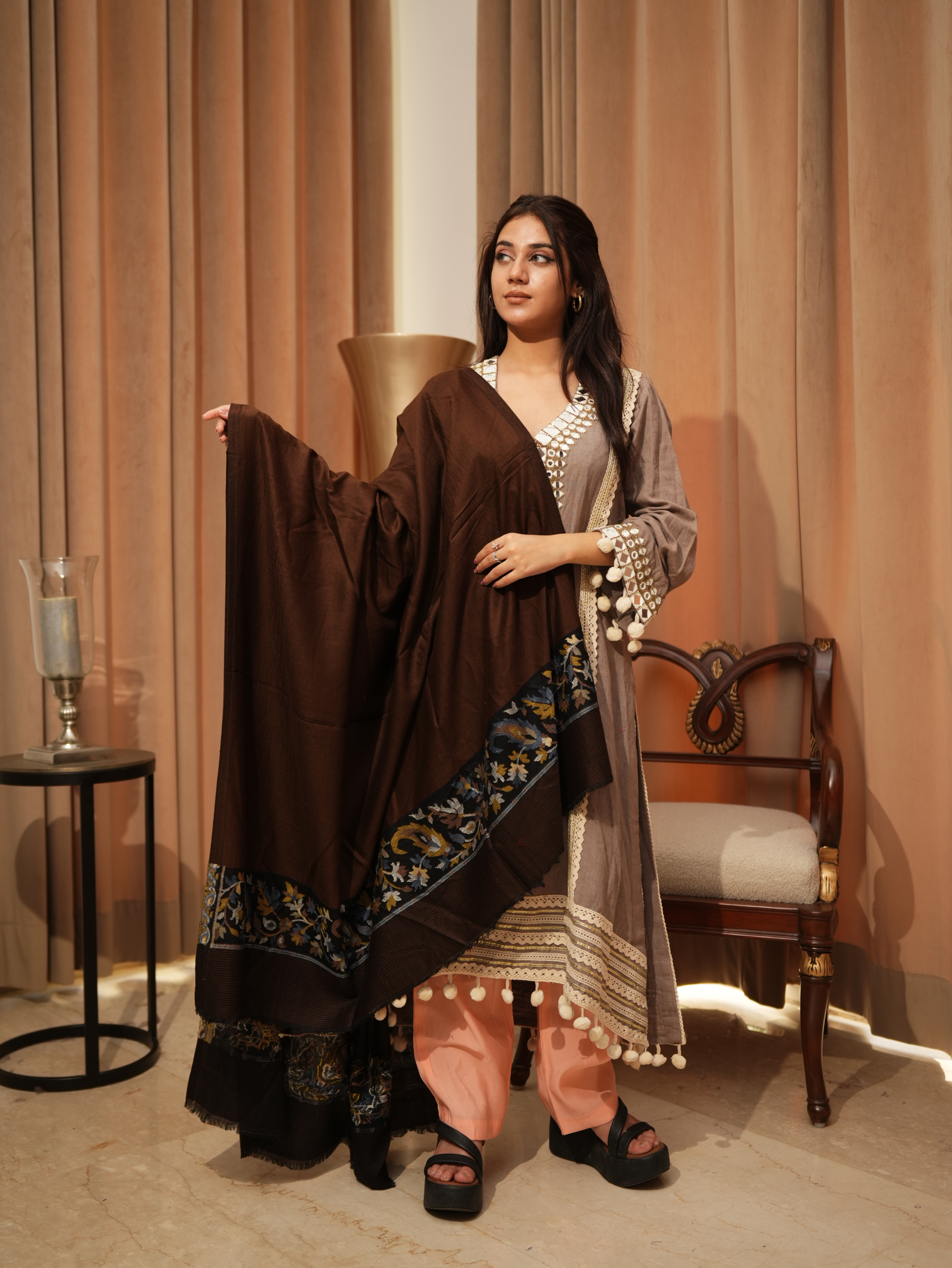 color:brown
