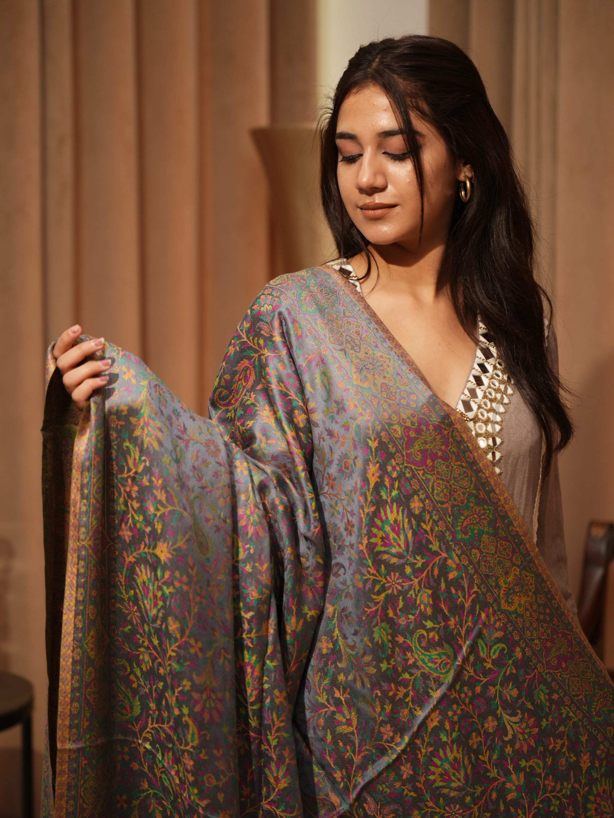 Karivani Women's Faux Pashmina Shawl - Modal Jamawar Reversible Shawl