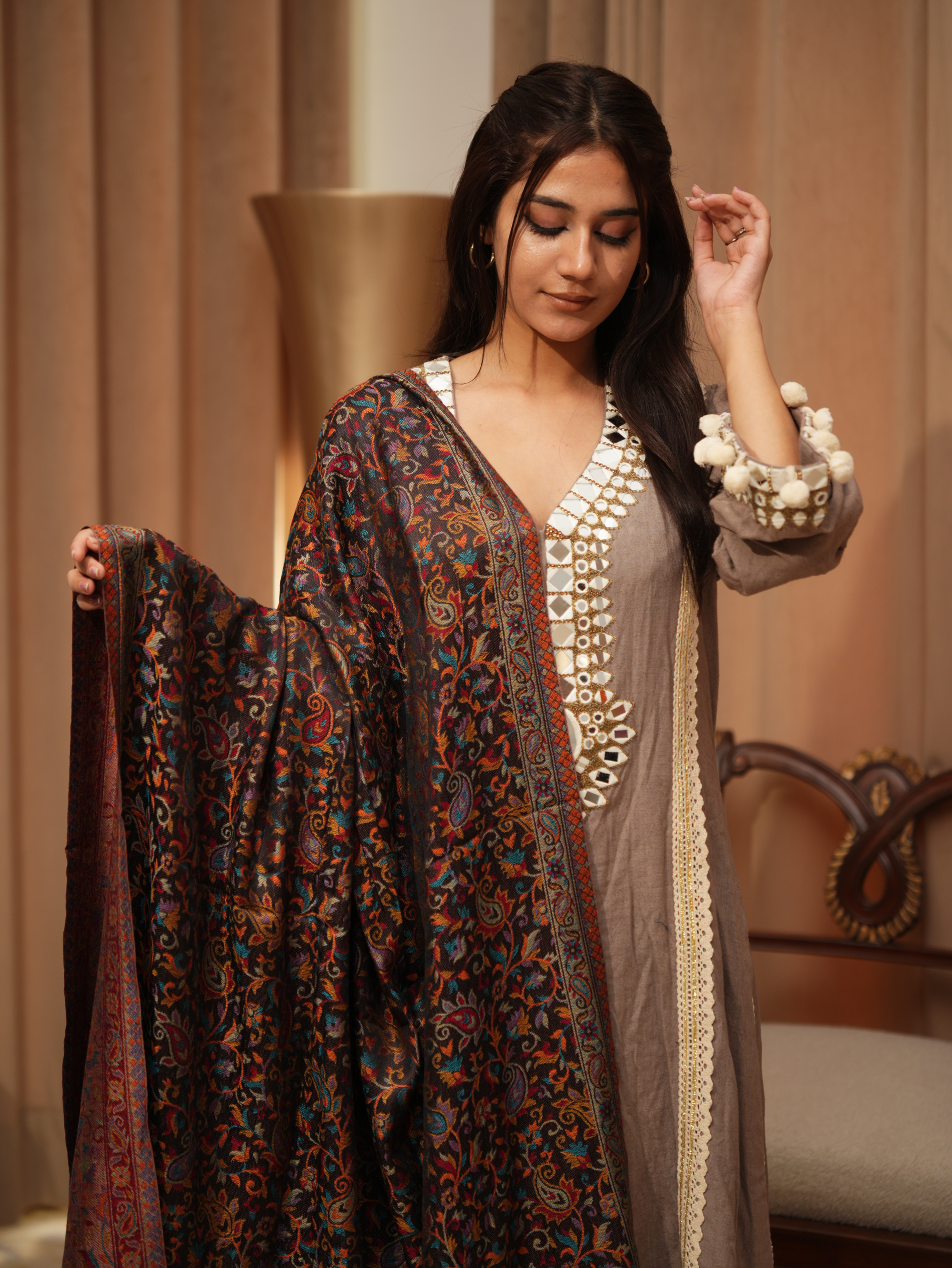 Karivani Women's Faux Pashmina Shawl - Modal Jamawar Reversible Shawl