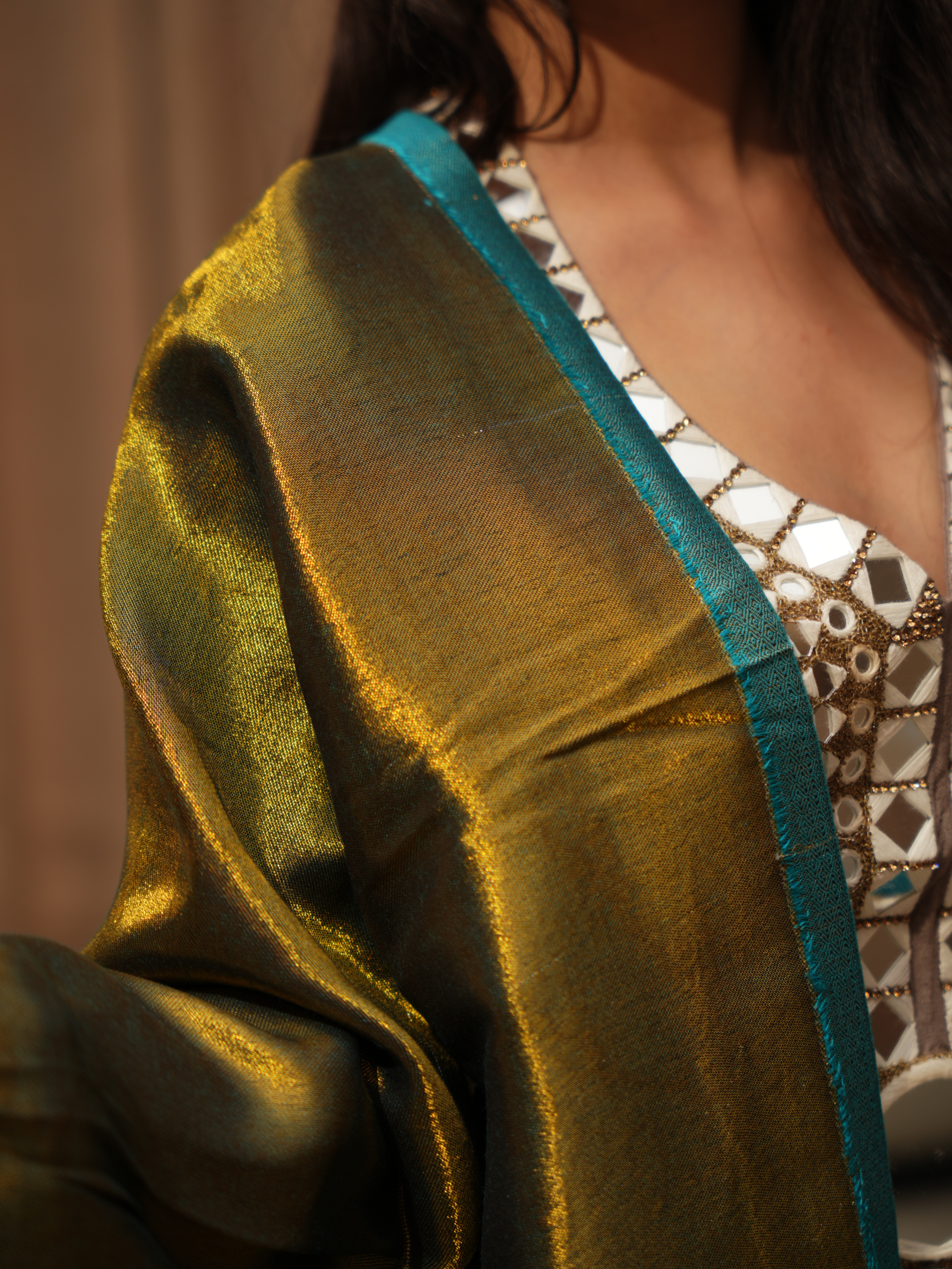 Karivani Women's Faux Pashmina Shawl - Modal Zari Reversible Stole