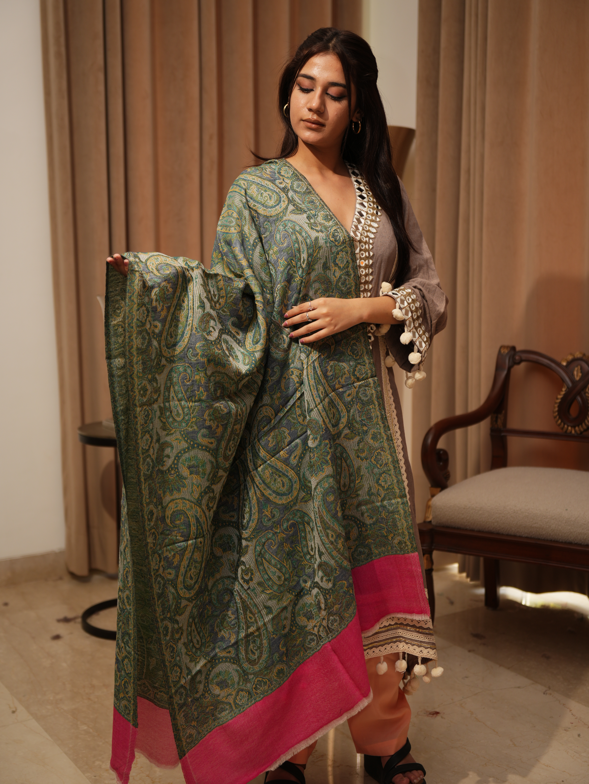 Karivani Women's Faux Pashmina Stole - Modal Jamawar Stole