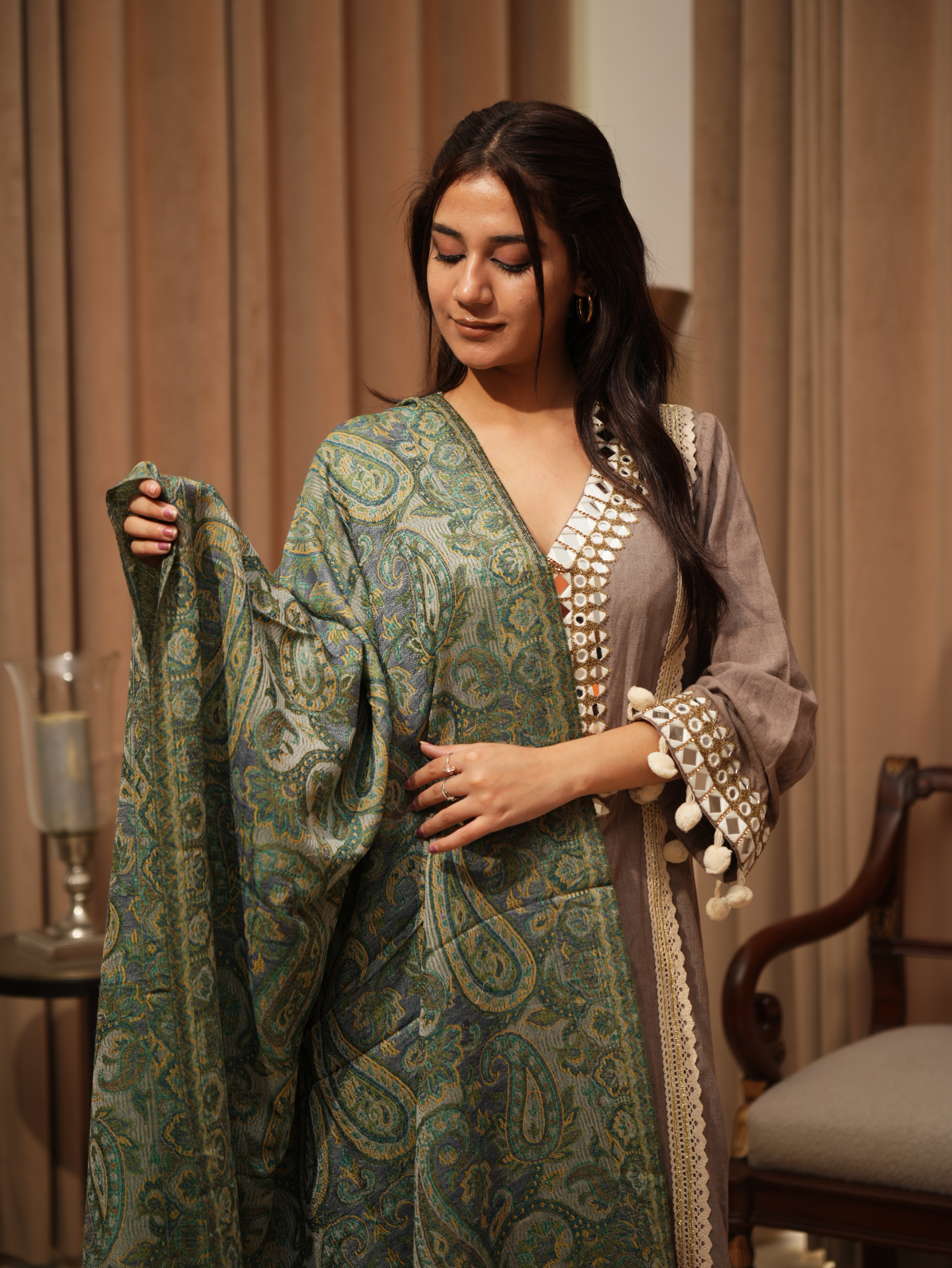 Karivani Women's Faux Pashmina Stole - Modal Jamawar Stole