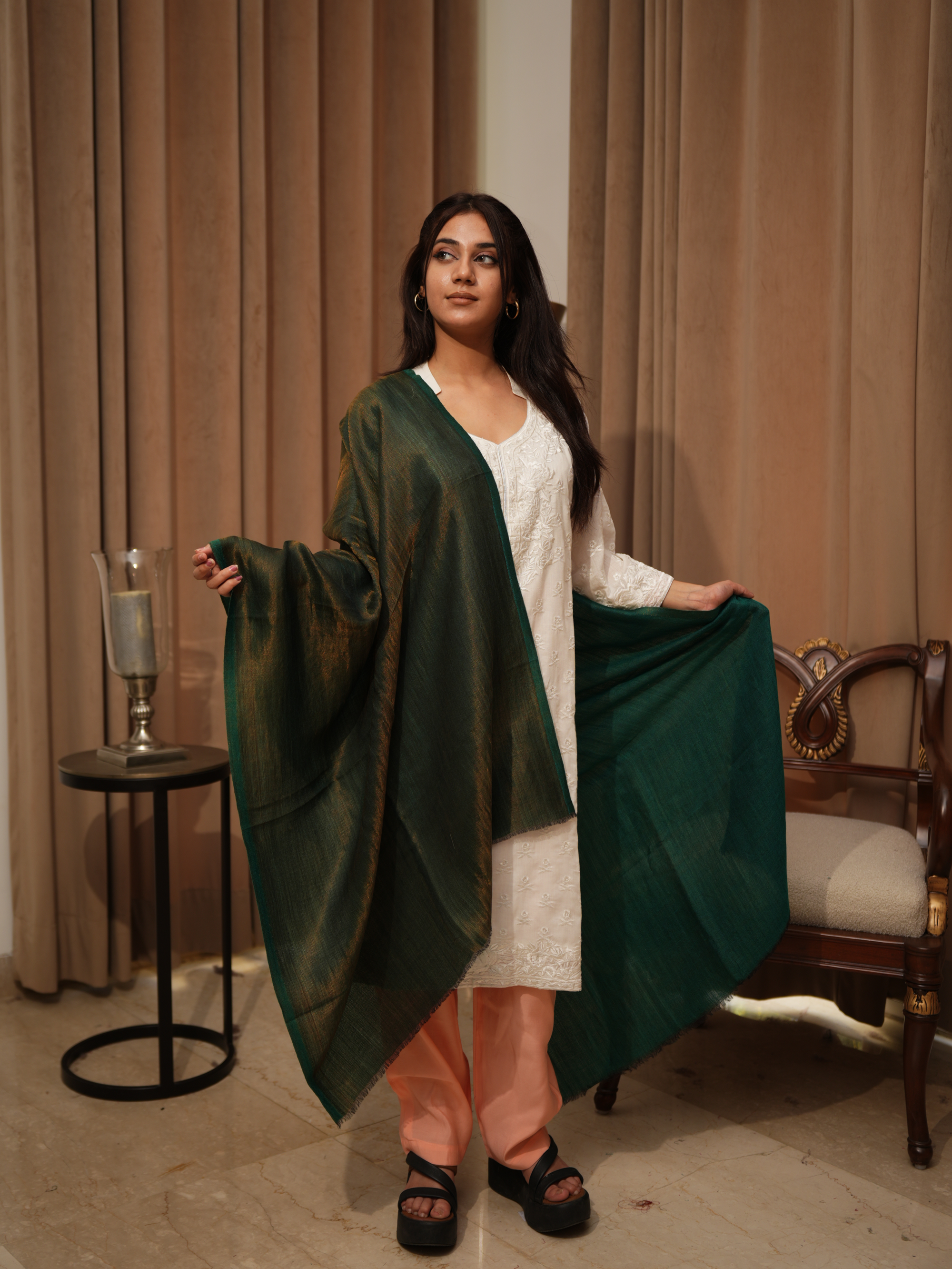 color:green