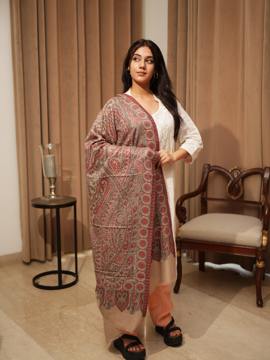 color:pink