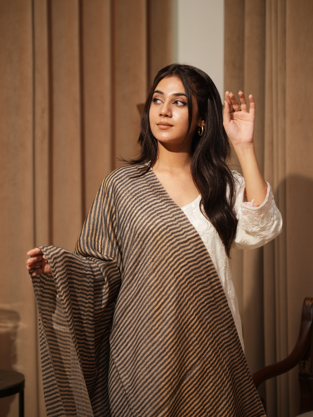 Karivani Women's Faux Pashmina Moonlight Stripe Stole