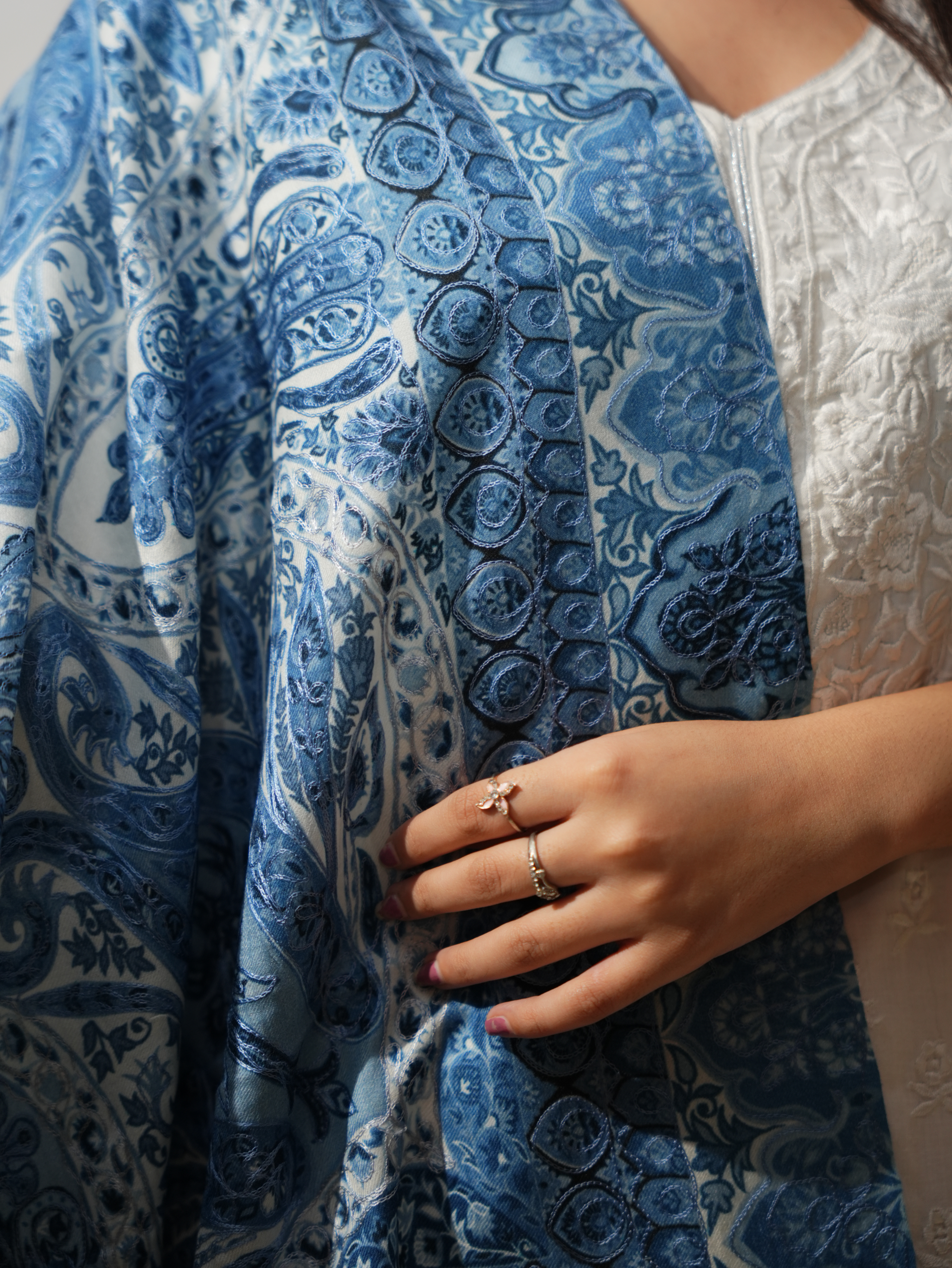 color:blue