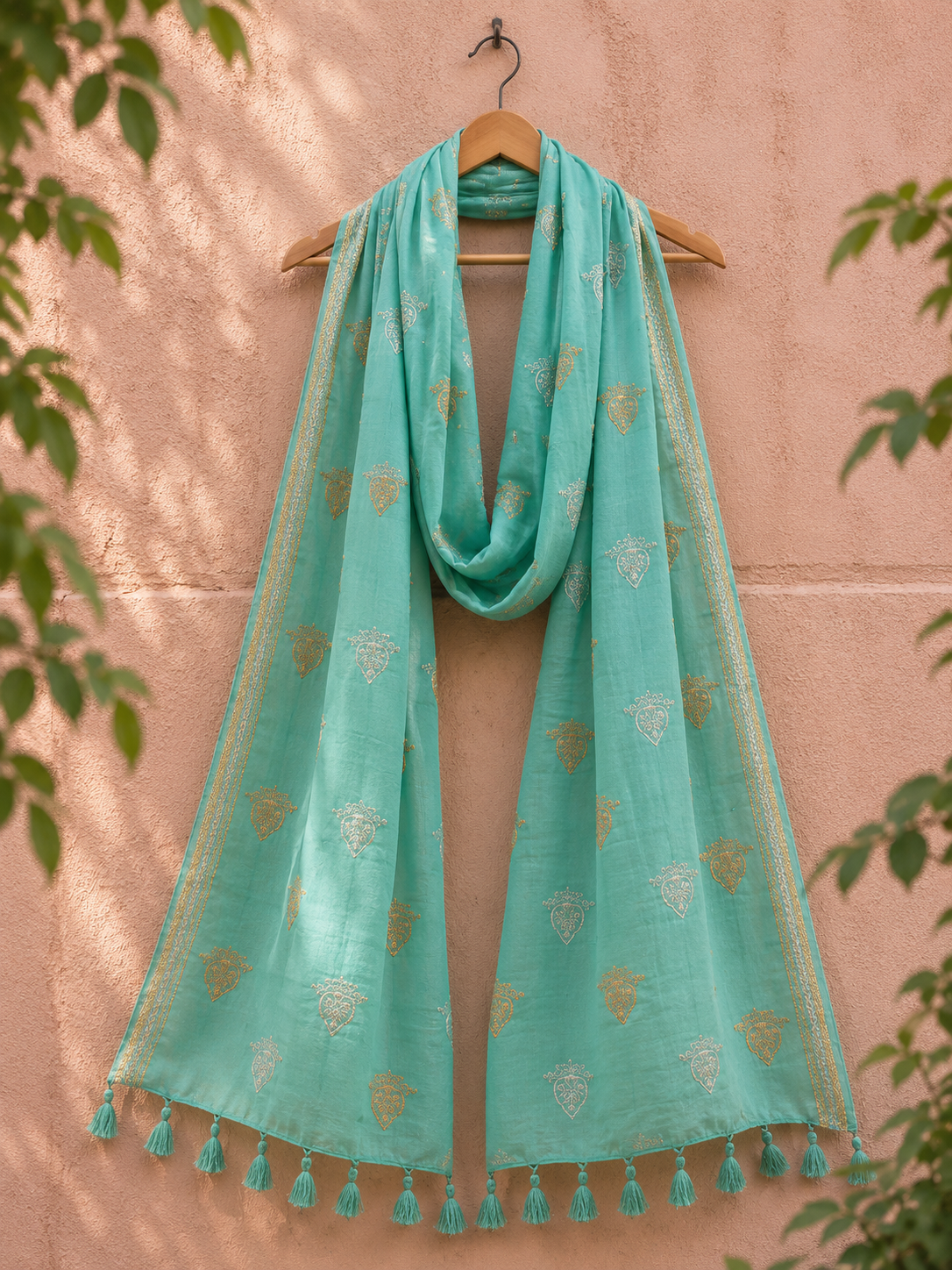 Block Printed Stole with Lurex Border |70 x 180 cm